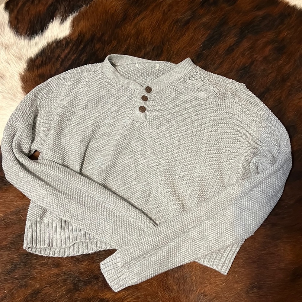 American eagle sweater